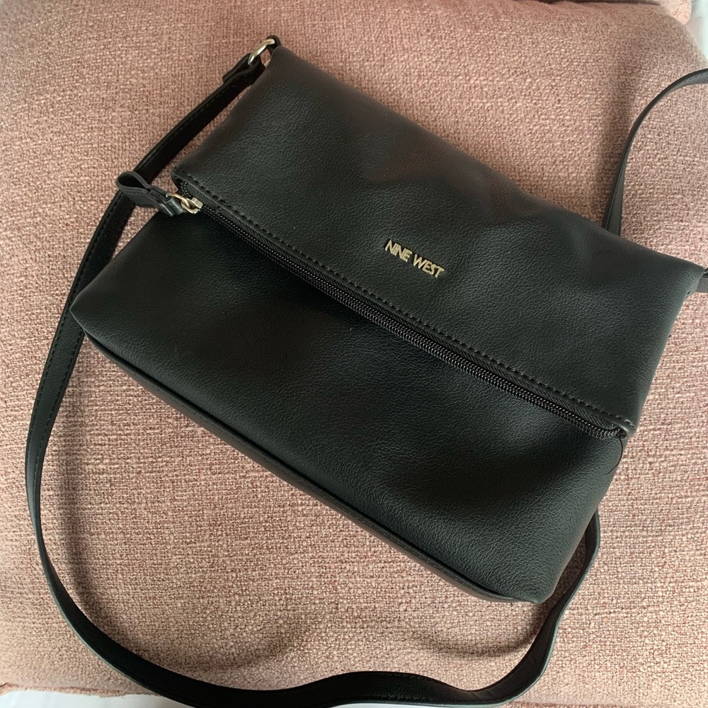 BLACK NINE WEST PURSE